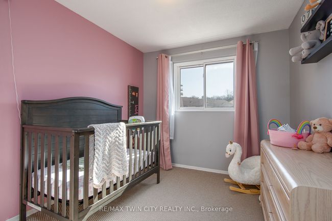 32 - 634 Strasburg Rd, Condo with 3 bedrooms, 2 bathrooms and 1 parking in Kitchener ON | Image 34