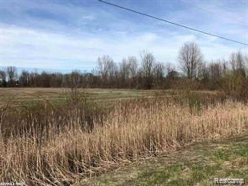 000 Saint Clair Hwy, Casco, MI, 48064 | Card Image