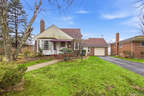 16754 Lola Dr, Redford, MI, 48240-2475 | Card Image