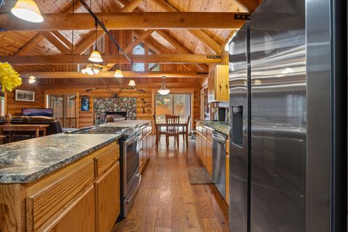 32 Peaceful Ct, Bigfork, MT, 59911-3799 | Card Image