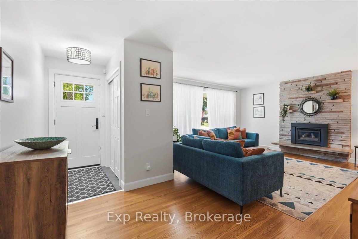 Residential Lease in Belleville 3