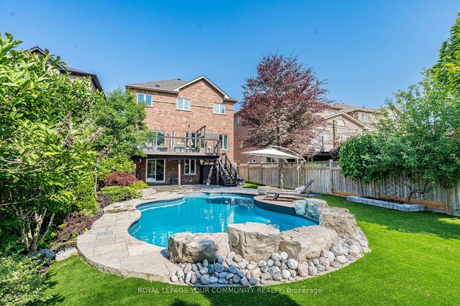 63 Regency View Hts, House other with 4 bedrooms, 4 bathrooms and 5 parking in Maple ON | Image 37