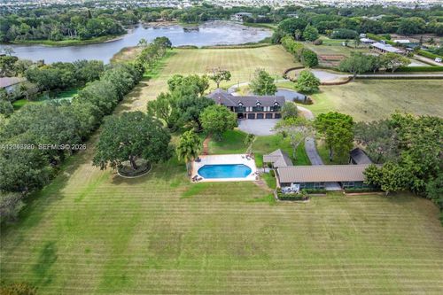 8705 Surrey Ln, Boca Raton, FL, 33496 | Card Image