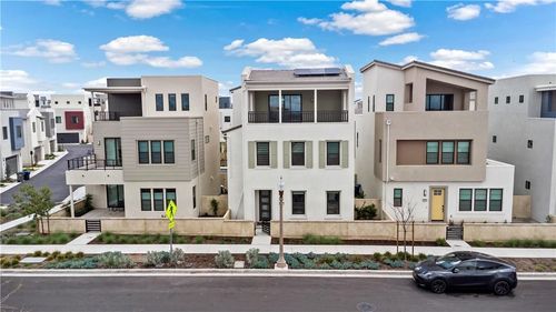 392 Baluster, Irvine, CA, 92618-1470 | Card Image