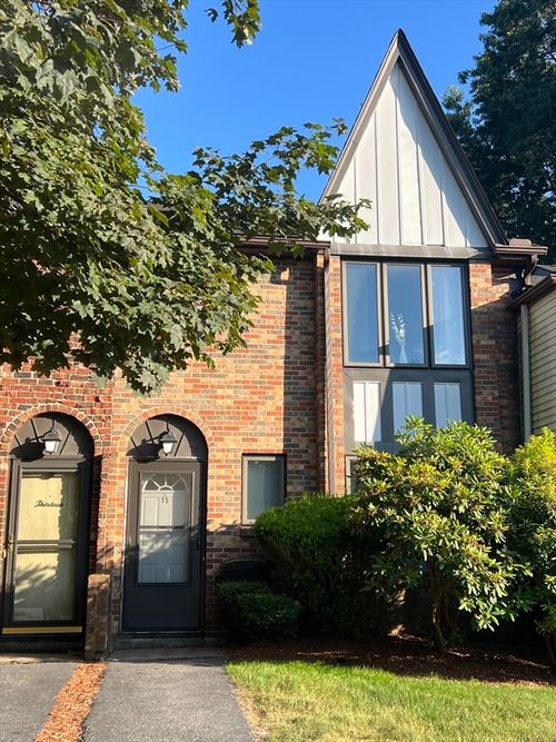 15-15 Cobblestone Ln, Worcester, MA, 01606-1205 | Card Image