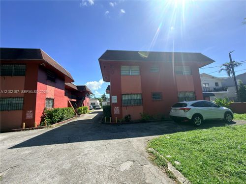 2-747 Nw 13th Ave, Miami, FL, 33125-3711 | Card Image