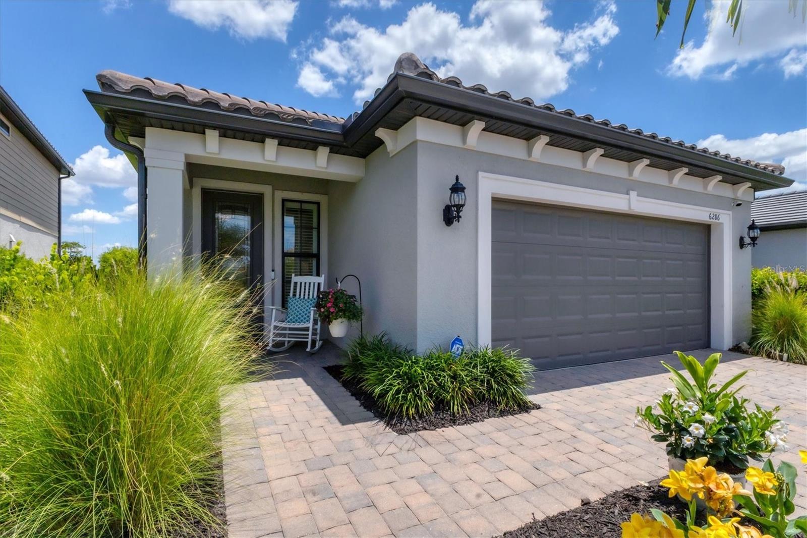 Crested Eagle Ln, Nokomis, FL 34275