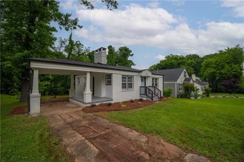 2137 Delowe Dr, Atlanta, GA, 30344-1134 | Card Image