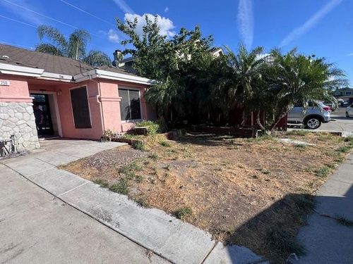 250 Versailles Ct, Tracy, CA, 95376-5442 | Card Image