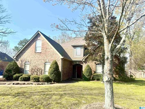 655 Wynlake Cv, ALABASTER, AL, 35007-7647 | Card Image