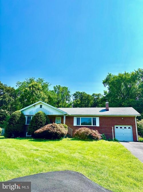 7800 Klovstad Dr, FORT WASHINGTON, MD, 20744-1727 | Card Image