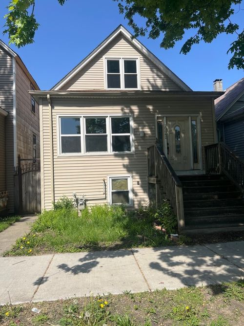 10642 S Calhoun Ave, Chicago, IL, 60617-6134 | Card Image