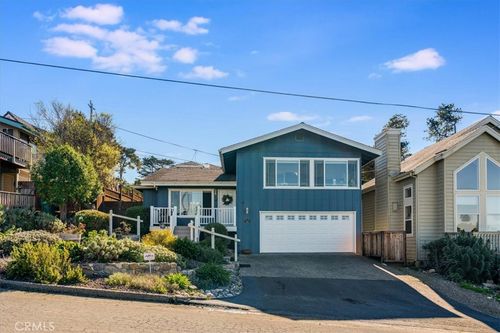 550 Plymouth St, Cambria, CA, 93428-2721 | Card Image