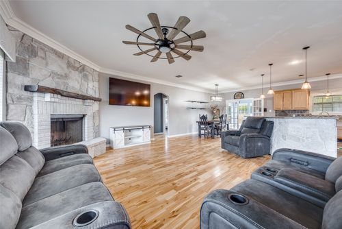 171 Chestnut Ln, Whitewright, TX, 75491-7114 | Card Image