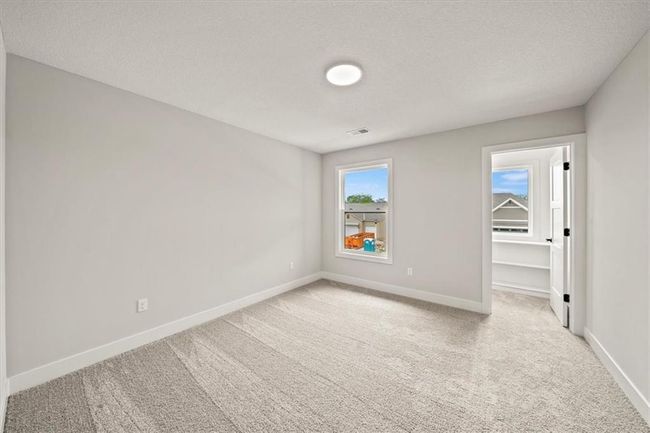Photo of similar model | Image 29