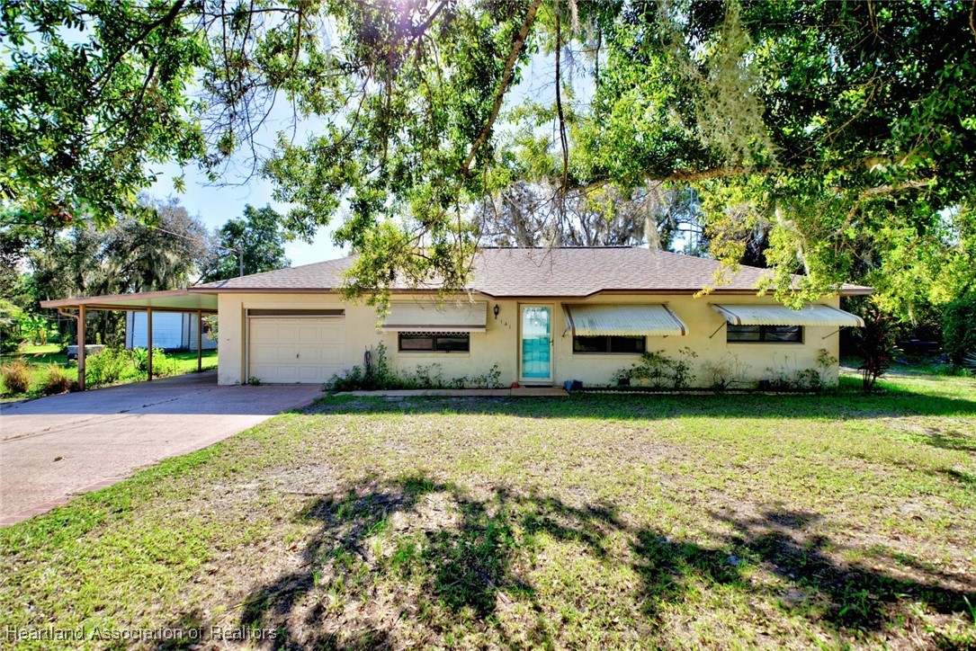 Johnson Ave, Lake Placid, FL 33852