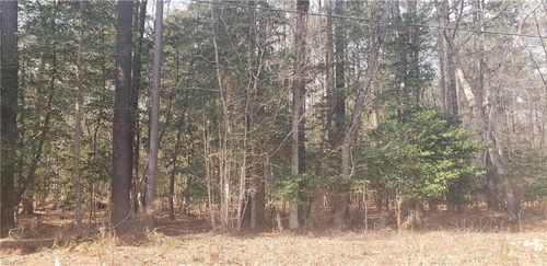 70 Homestead Ln, Franklin, VA, 23851-2833 | Card Image