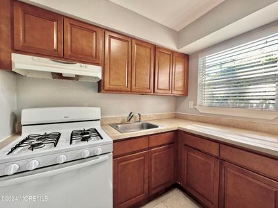 27 - 56 Garden View Terrace, Condo with 1 bedrooms, 1 bathrooms and null parking in East Windsor NJ | Image 3