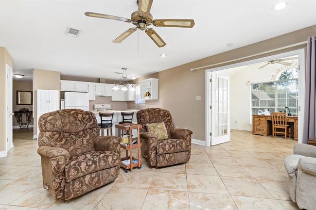 4859 Cleveland Ave, House other with 4 bedrooms, 3 bathrooms and 4 parking in Groves TX | Image 32