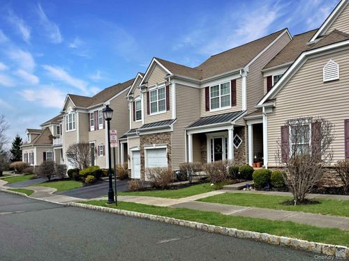 unit-1104-29 Banbury Way, Newburgh, NY, 12550-7409 | Card Image