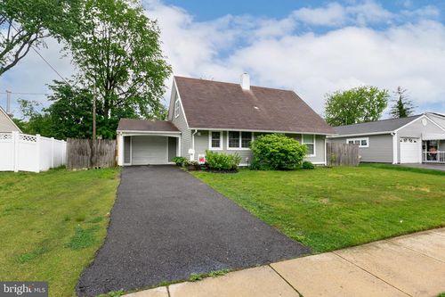 68 Shawmont Ln, WILLINGBORO, NJ, 08046-1023 | Card Image