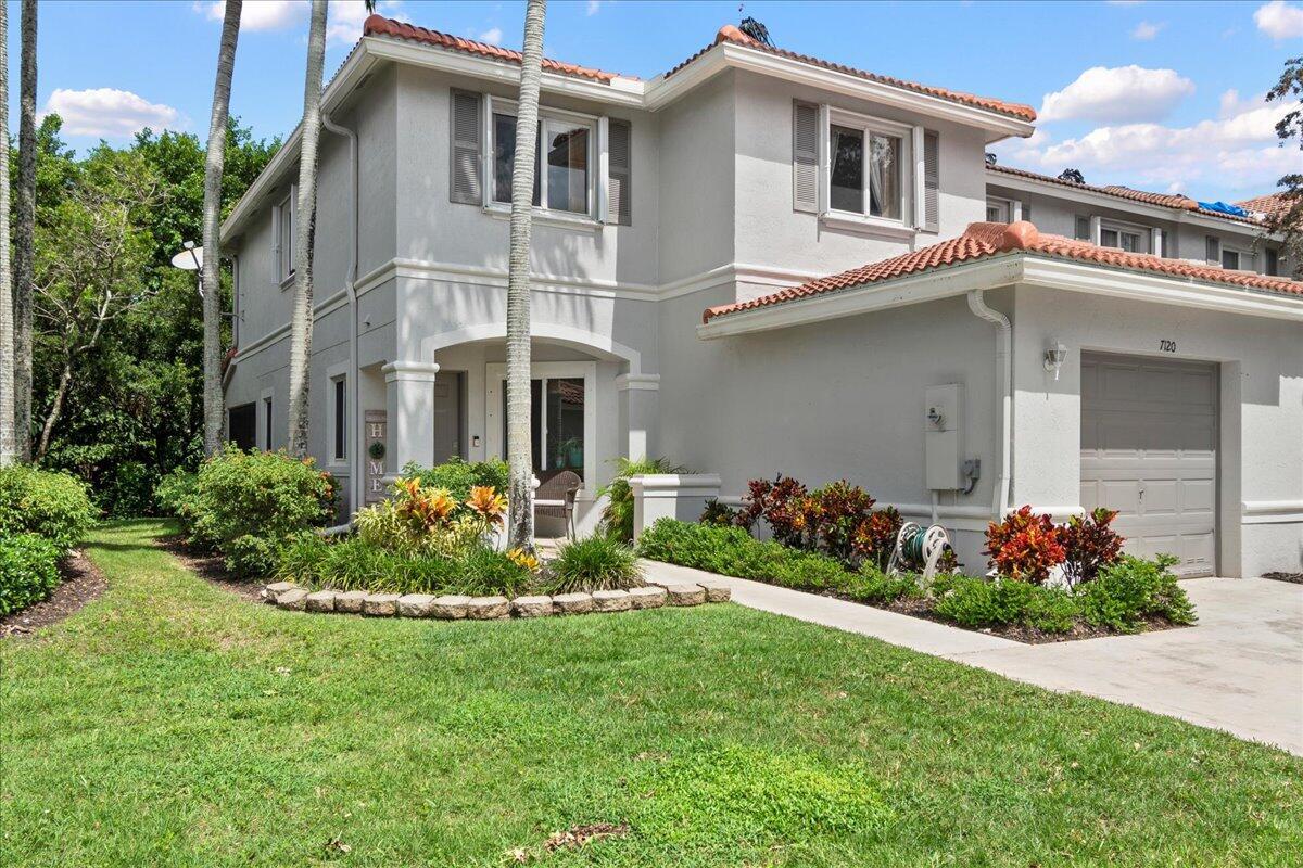 Hawks Nest Ter, Riviera Beach, FL 33407