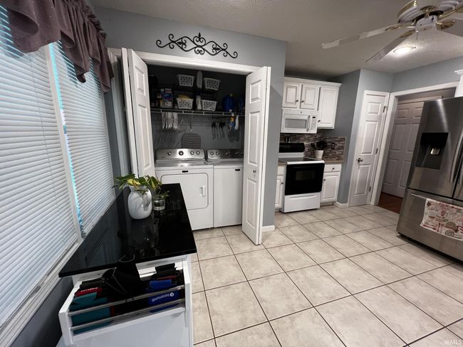 2654 Fuquay Rd, House other with 4 bedrooms, 3 bathrooms and null parking in Newburgh IN | Image 7