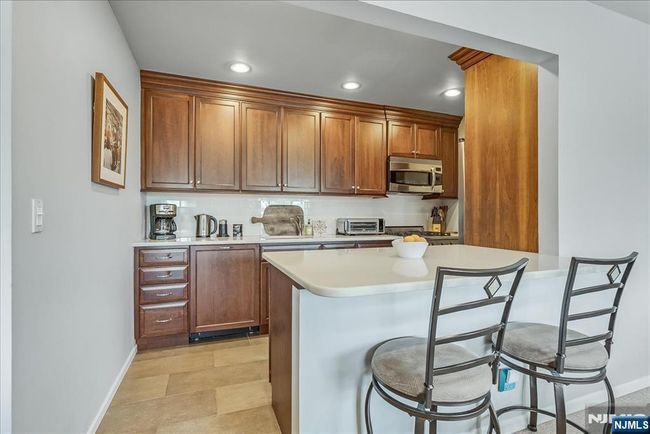 APT-37 - 50-37 W Lindsley Rd, Condo with 2 bedrooms, 2 bathrooms and null parking in Cedar Grove NJ | Image 7