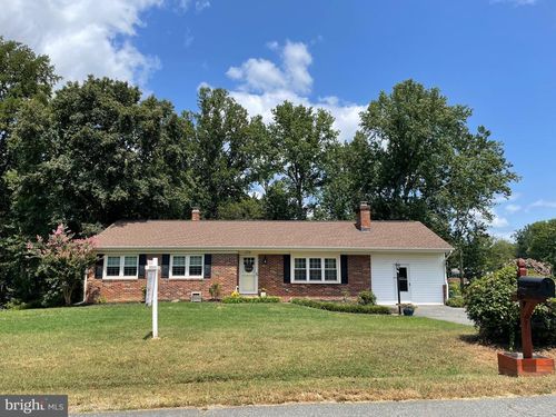 210 Ridgemore St, FREDERICKSBURG, VA, 22405-1931 | Card Image