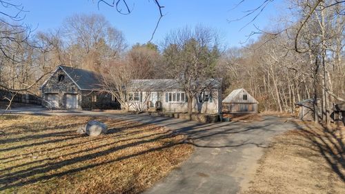 71 Richardson Ave, Norton, MA, 02766-1009 | Card Image