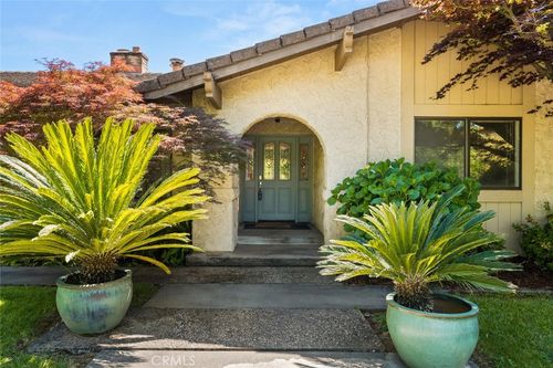 558 Paseo Companeros St, Chico, CA, 95928-8302 | Card Image