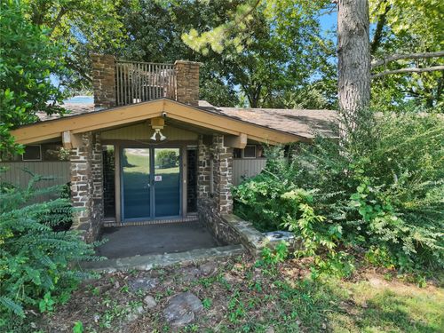 1979 Buffington Rd, Westville, OK, 74965-7352 | Card Image