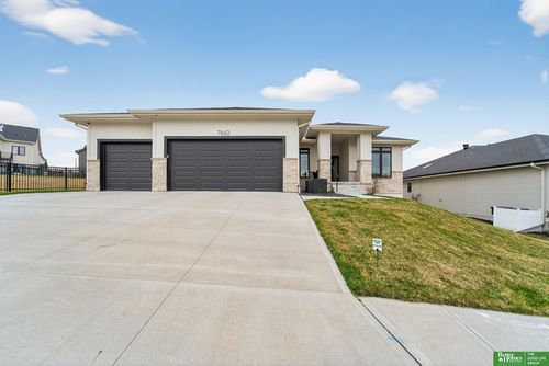 7660 N 167th St, Bennington, NE, 68007-2853 | Card Image