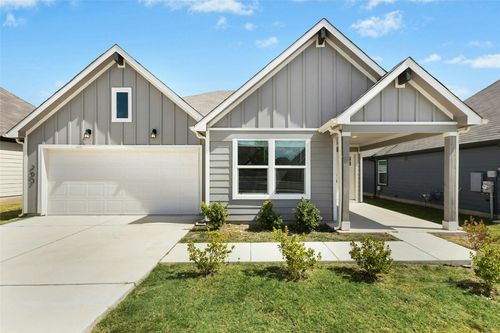 203 Sweetwater Creek Ln, Hutto, TX, 78634-2478 | Card Image
