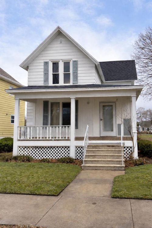 1608 14th Avenue, Menominee, MI, 49858 | Card Image