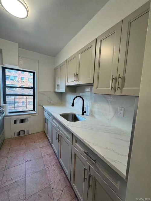 apt-5d-99 67th Rd, Forest Hills, NY, 11375-3068 | Card Image