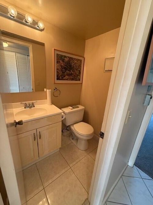 b-59 Brighton B, Boca Raton, FL, 33434-2917 | Card Image