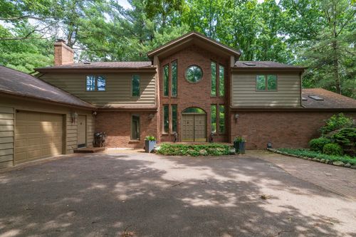 7129 Lakeridge Pl, Kalamazoo, MI, 49009-9758 | Card Image