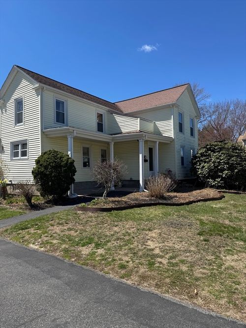 138 Water St, Stoughton, MA, 02072-2814 | Card Image