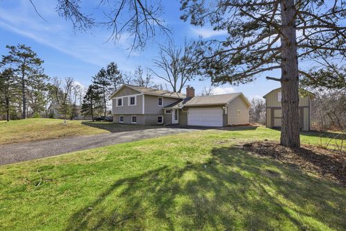 16062 Jenkins St Ne, Ham Lake, MN, 55304-5647 | Card Image