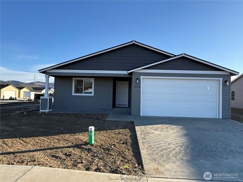 2456 2nd Street Se, East Wenatchee, WA, 98802 | Card Image