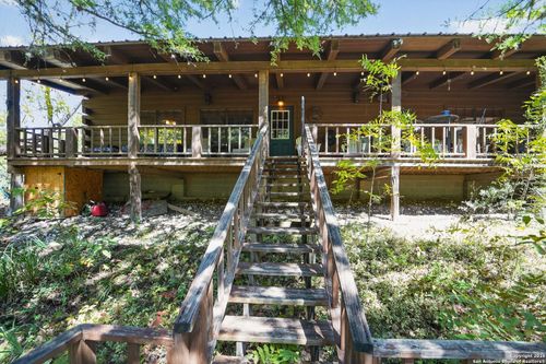 648 Bluffcreek Rd, Leakey, TX, 78873-3017 | Card Image