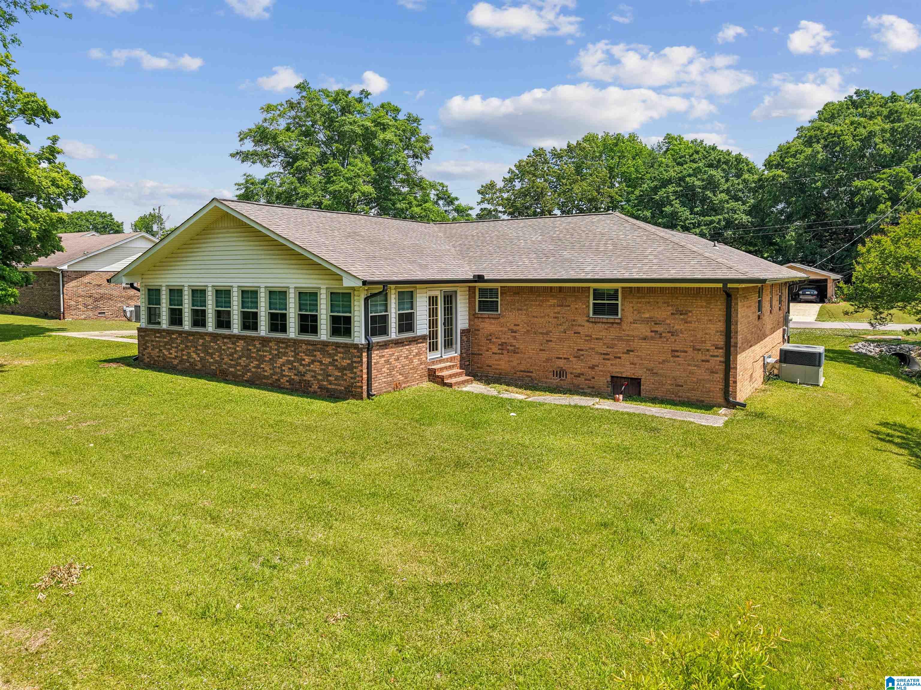 Residential in GARDENDALE 3