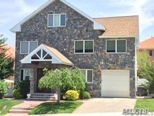 48-15 Overbrook St, Douglaston, NY, 11362-1114 | Card Image