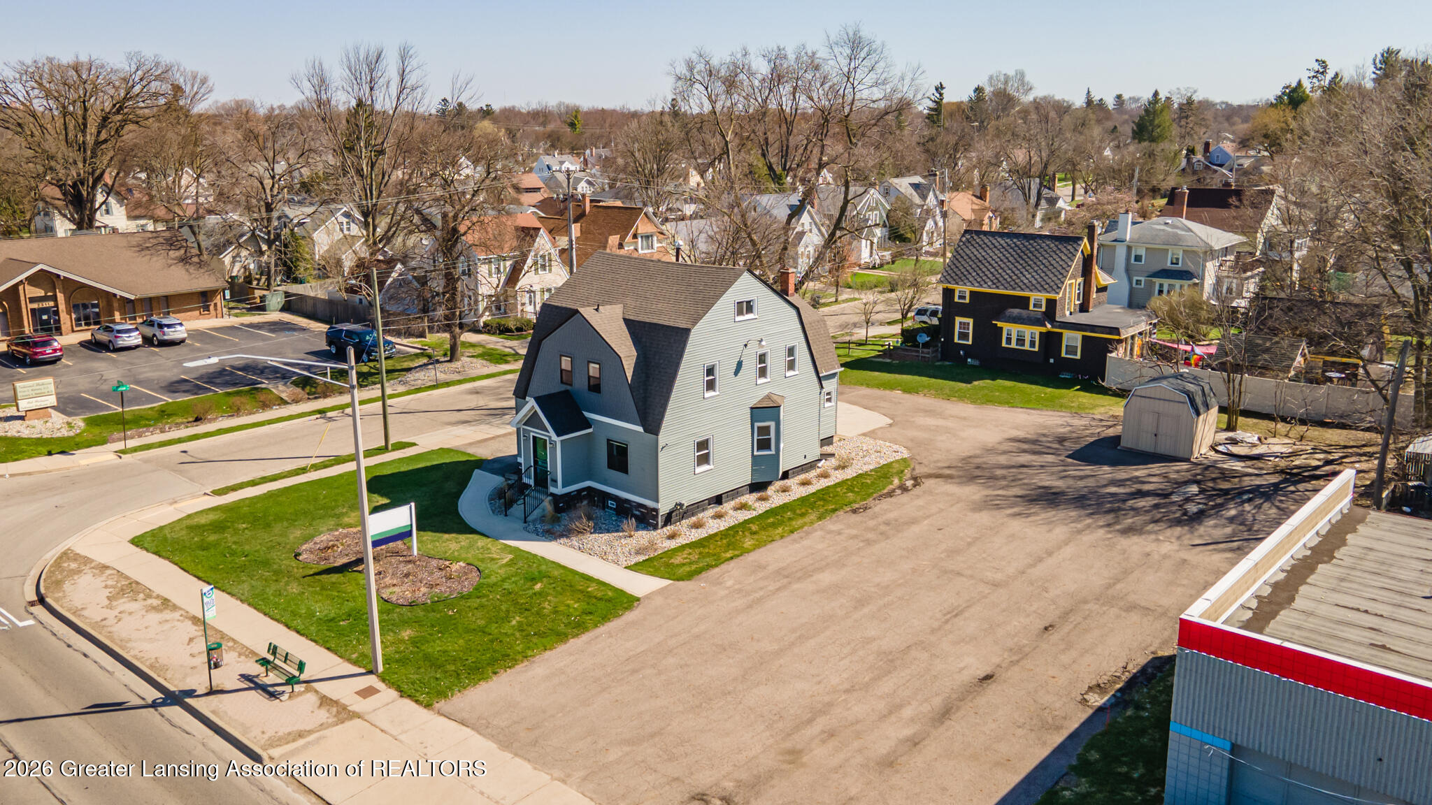 Commercial Sale in Lansing
