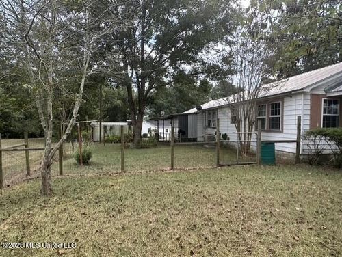 507 Dorothy St, Philadelphia, MS, 39350-2257 | Card Image