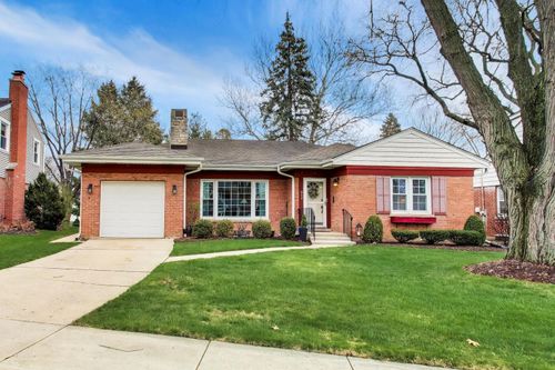 511 S Hi Lusi Ave, Mount Prospect, IL, 60056-3743 | Card Image