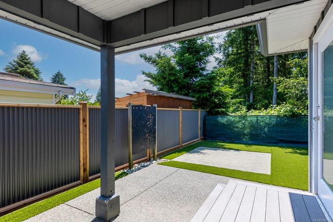 2125 Stadacona Dr, House other with 3 bedrooms, 2 bathrooms and 1 parking in Comox BC | Image 24
