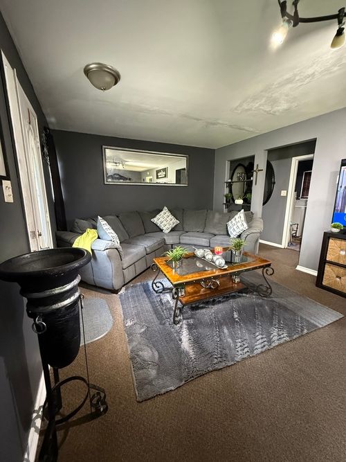 15001 Western Ave, Harvey, IL, 60426-1425 | Card Image