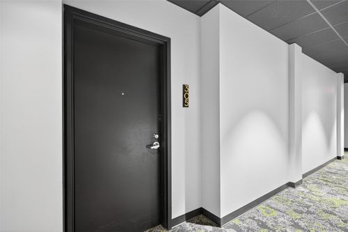 unit-305-249 Main St, Beacon, NY, 12508-2946 | Card Image